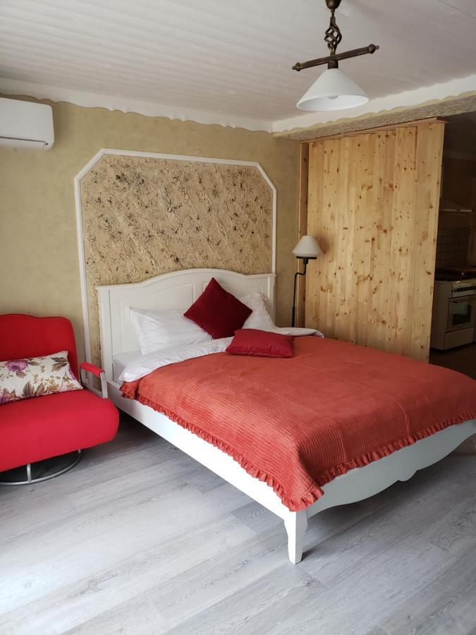 Phoenix Studio Bucureşti Eksteriør bilde