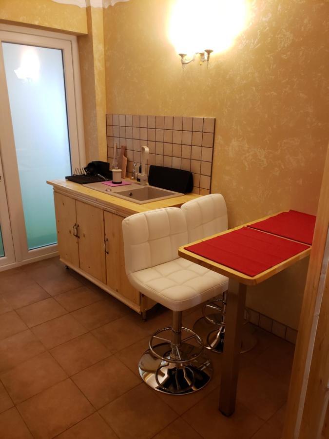 Phoenix Studio Bucureşti Eksteriør bilde